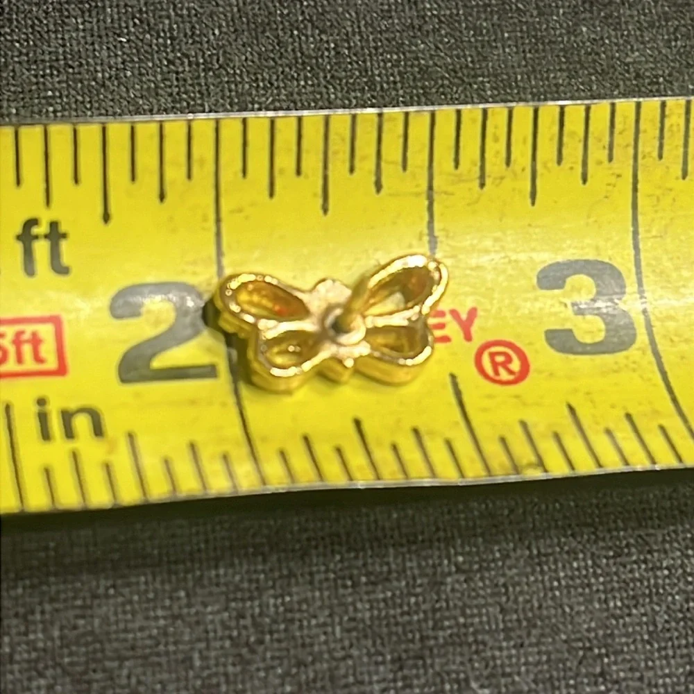 Vintage elegant gold